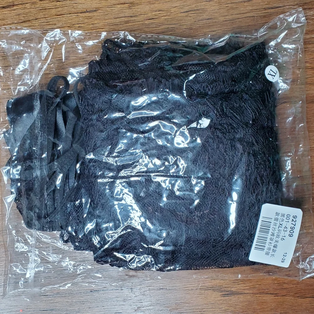 Elegant Black Lace Swim Cover-Up - Picture 6 of 16